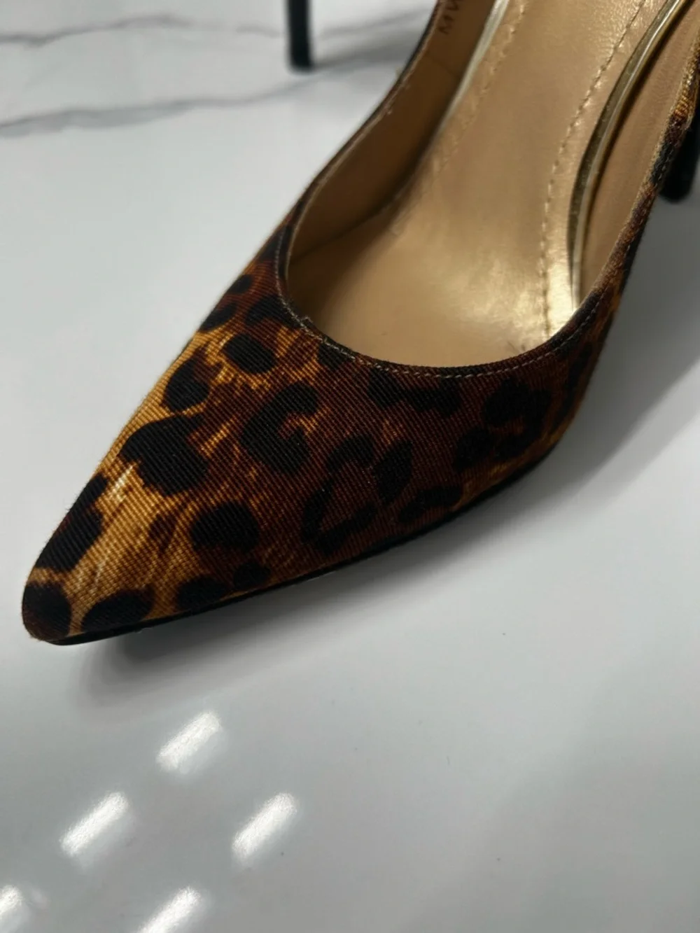 Stuart Weitzman Leopard Print Pointed Toe Stiletto Pumps - Brown/Black - Picture 5 of 7